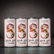 Hexagon plný růžového Gin Tonicu - Fotbalový
