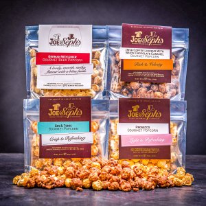 Set von luxuriösem Popcorn mit Alkohol