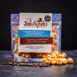 3× Luxuriöses Popcorn Joe & Seph's mit karamellisiertem Salz und schwarzem Pfeffer 32 g