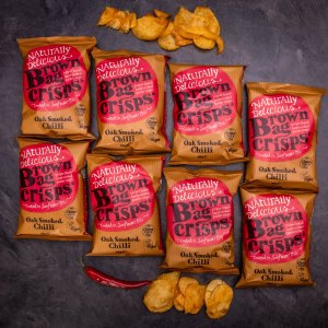 Knusprige, handgemachte Brown Bag Crisps mit einem Geschmack von geräuchertem Chili 40 g