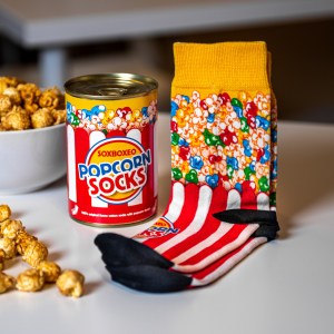 Lustige Popcorn-Socken in einer Blechdose - Rot-Weiss