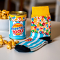 Lustige Popcorn-Socken in einer Blechdose - Blau-Weiss
